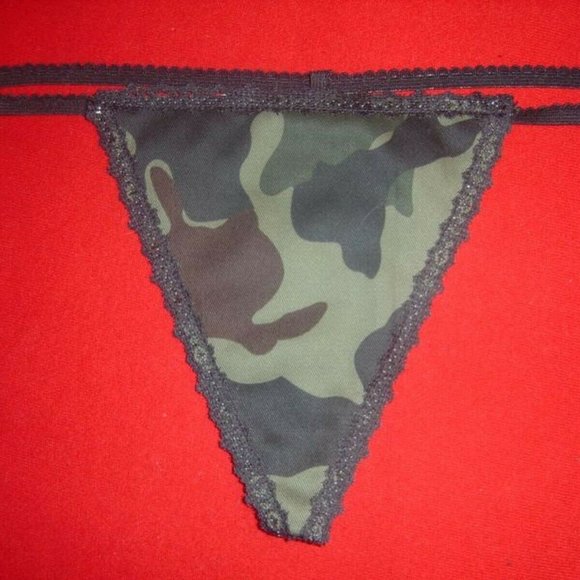 Womens WOODLAND CAMO Gstring Thong Sexy Hunting Camoflauge Underwear - Picture 1 of 1